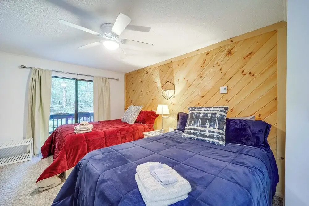 Ski, Hike & Explore! All-season Condo in Beech Mtn