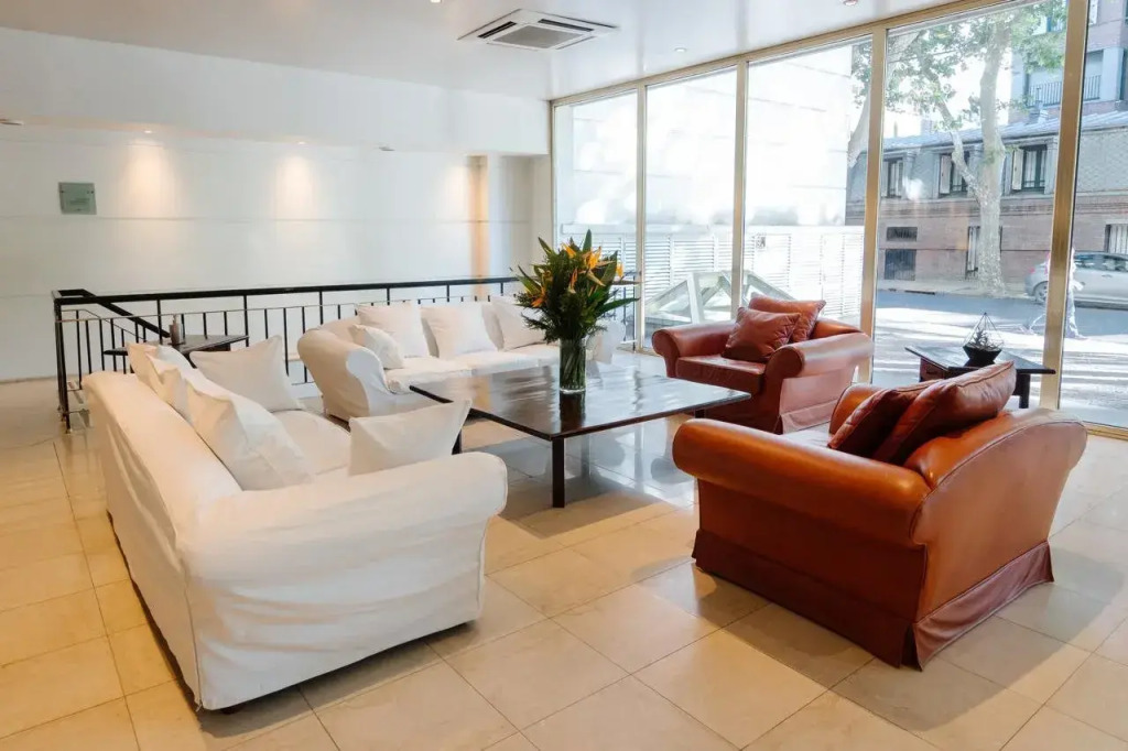 Loi Suites Recoleta Hotel