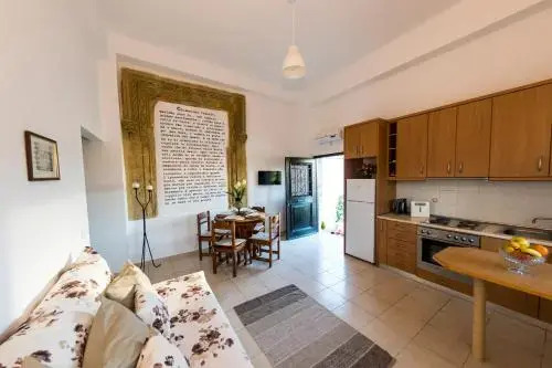 Finestra Apartment