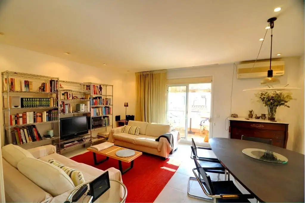 Renovated old town-house