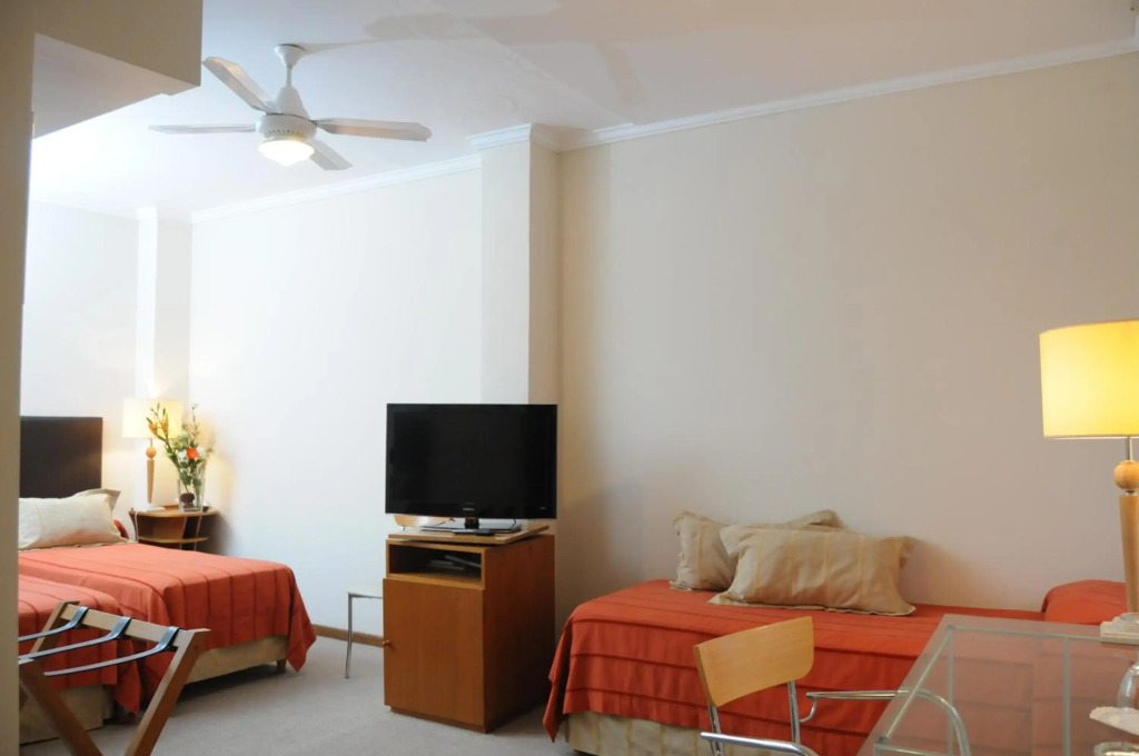 Parra Hotel & Suites