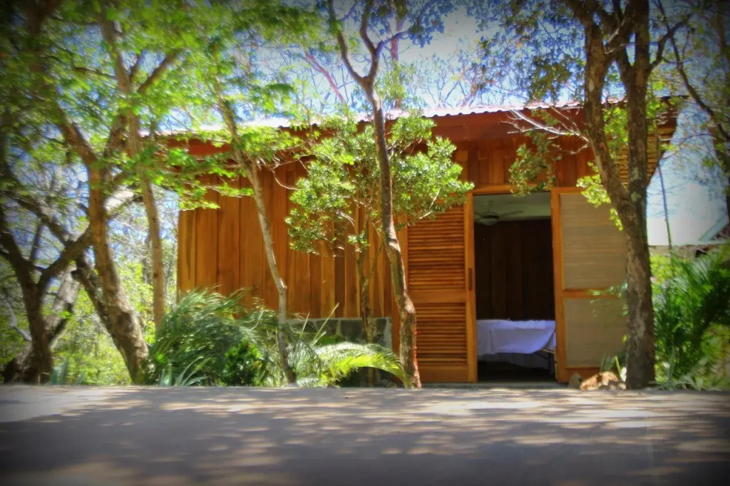 Hacienda Guachipelin Volcano Ranch Hotel & Hot Springs