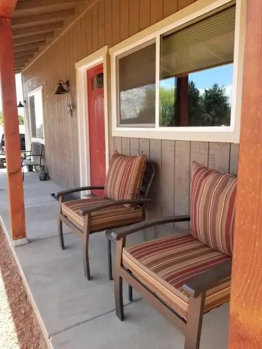 Red Rocks! Stroll to trails! 1 Bd in W. Sedona!