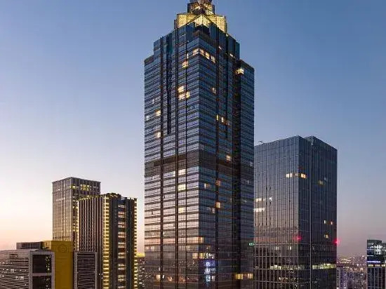 Chongqing Jinyue Bay Hotel（tushuguanditiezhanxinanyiyuandian）