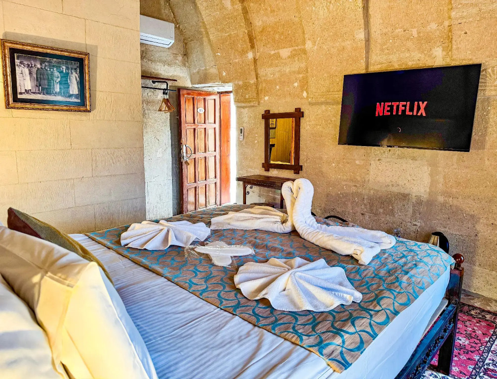 Nomads Cave Hotel & Rooftop