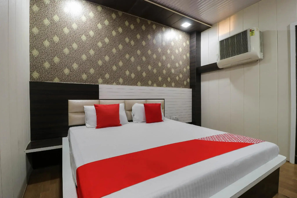 OYO 48299 Rd Residency