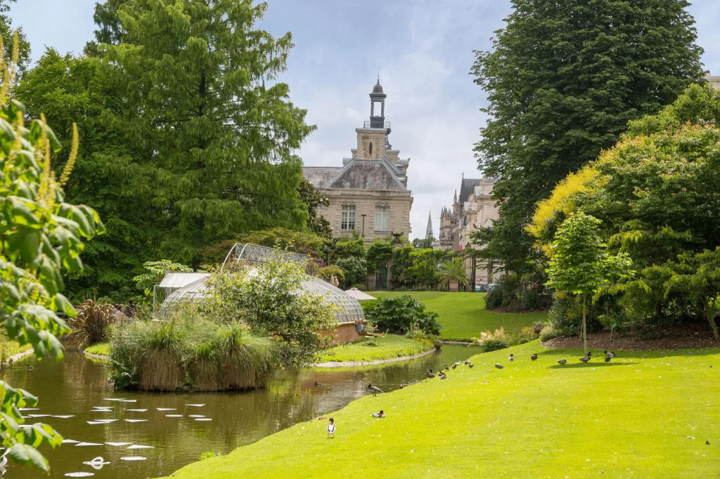 Hotel The Originals du Grand Monarque Nantes Gare
