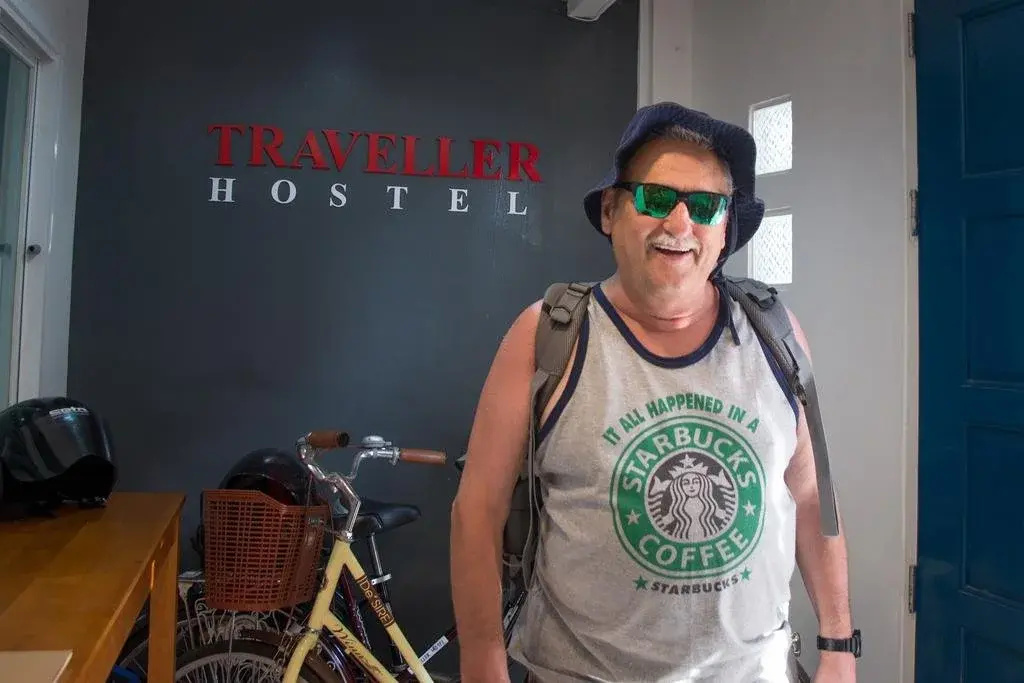 The Traveller Hostel - Adults Only
