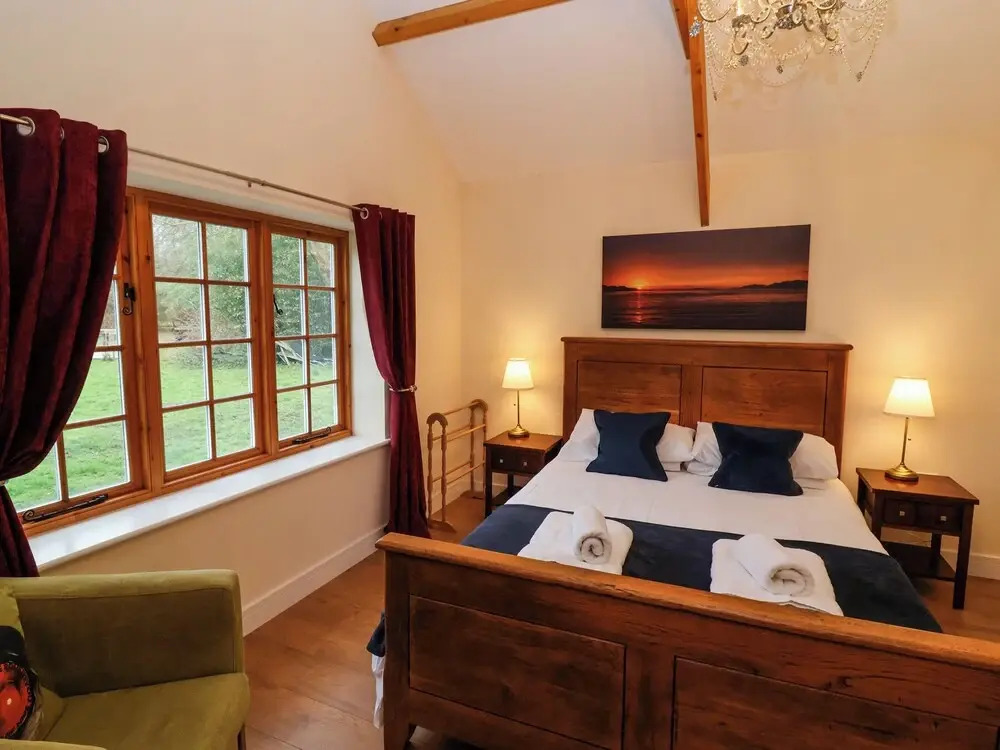 Honeysuckle Cottage