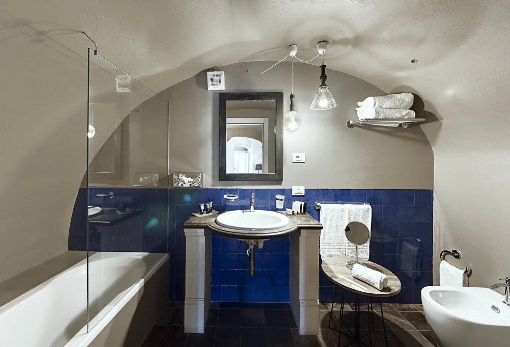 Locanda Don Serafino Historical Boutique Hotel