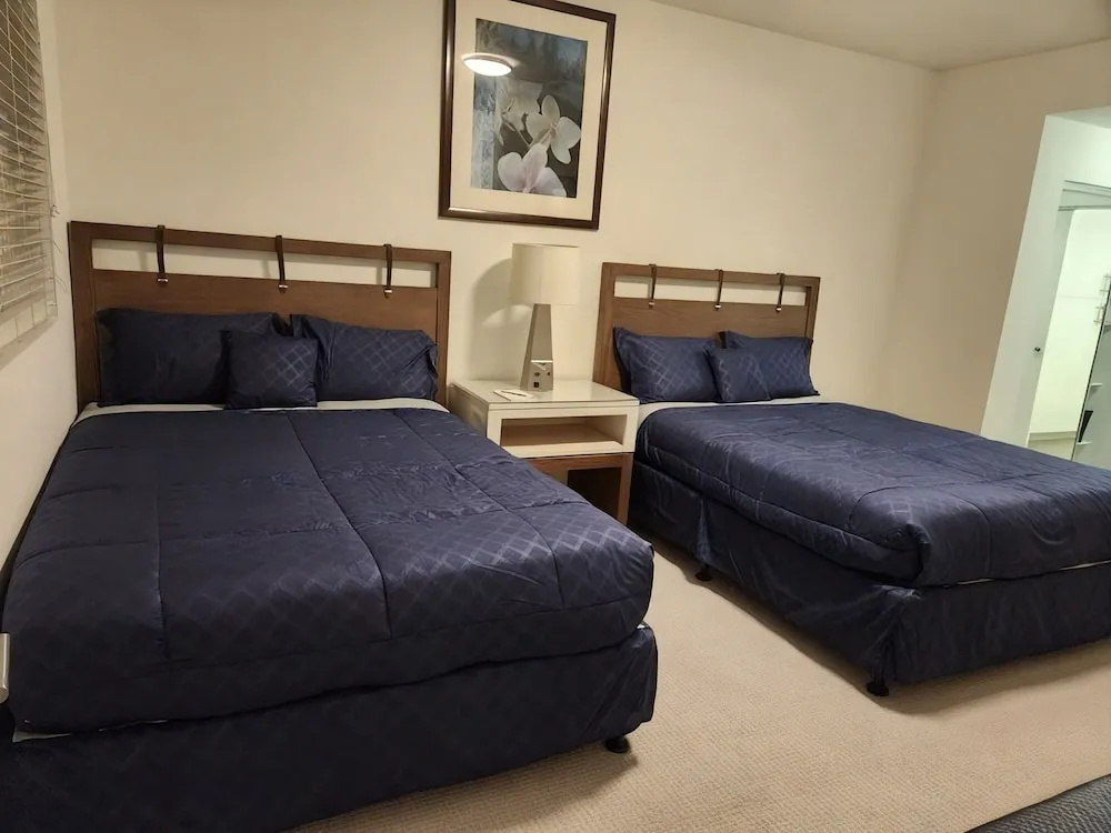 StaysPro - Venice Beach luxury Apartments minutes to The Marina And Santa Monica
