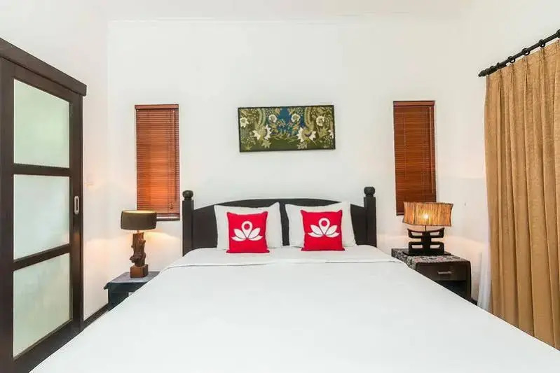 ZenRooms Seminyak Gunung Athena