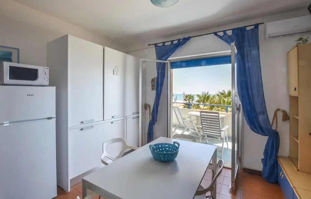Stunning Apartment in Pozzallo With Wifi and 1 Bedrooms