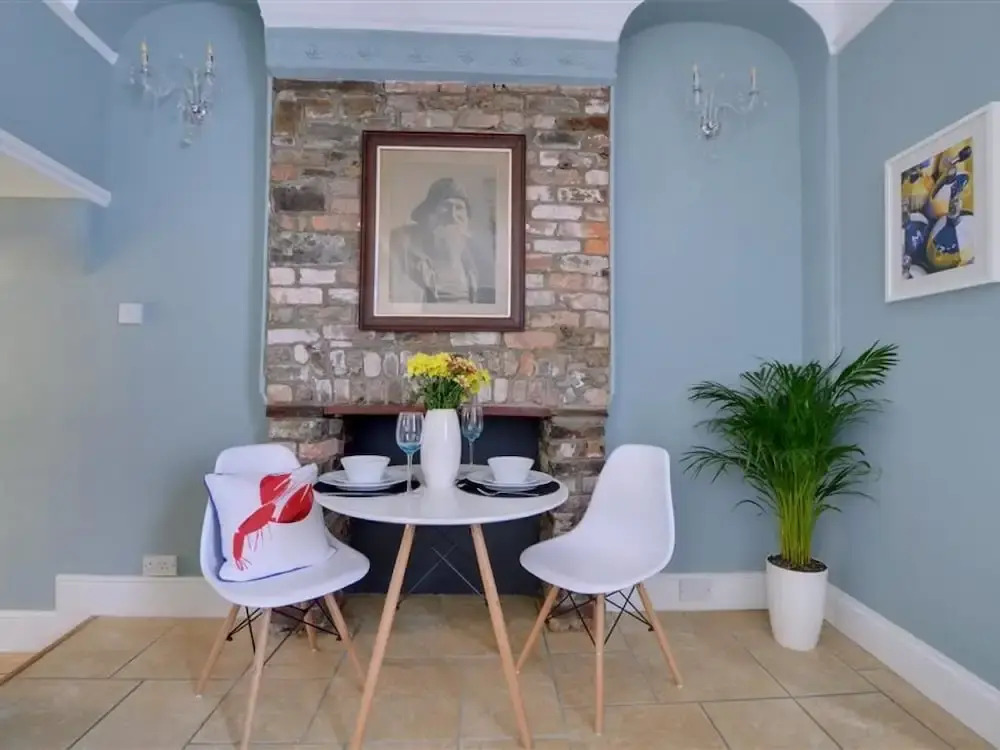 Delightful Holiday Home in Appledore With Garden