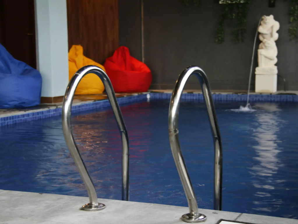 Duo Legian Hotel