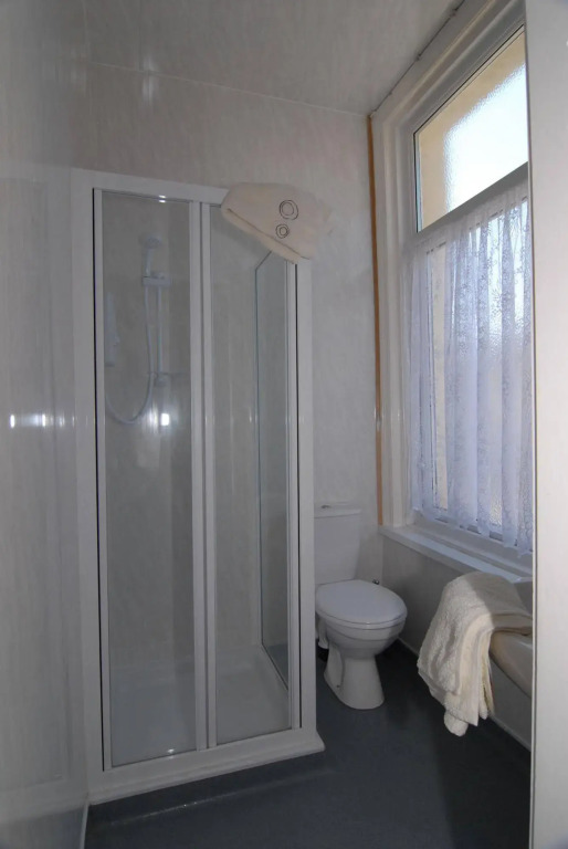 Bridges Guesthouse