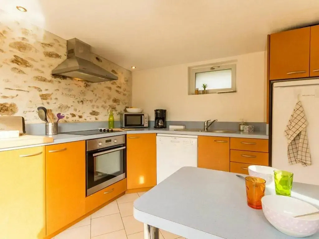 Gîte Charmant avec Jardin, Proche Plages, Wifi et Activités en Famille! - FR-1-306-1031