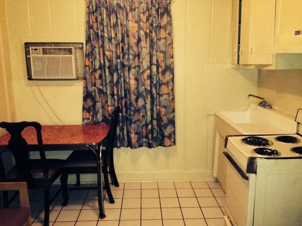 Blue Coral Motel