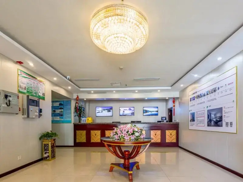 Shell Hotel Shandong Yantai Railway Station South Square Joy City