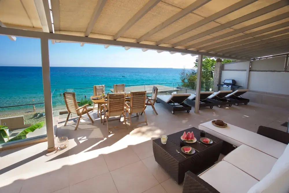 Infinity Beach House