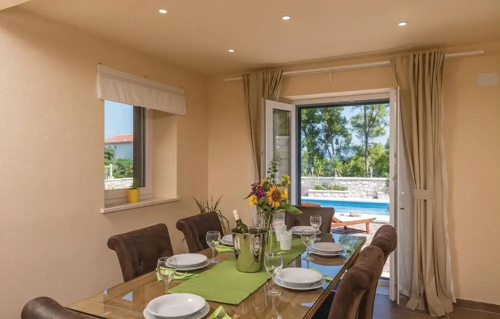 Amazing Home in Lumbarda With 3 Bedrooms, Wifi and Outdoor Swimming Pool