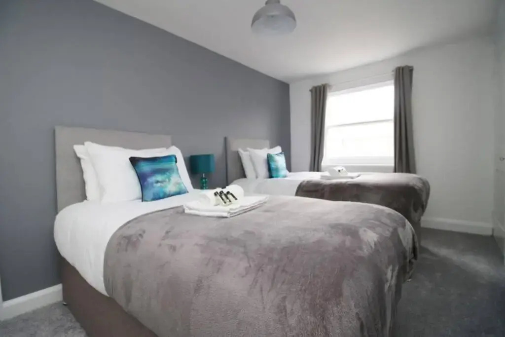 Spacious Georgian Apartment 5 mins from Bath Abbey