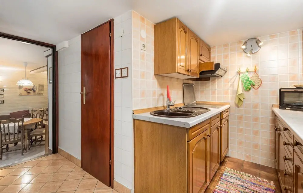 Awesome Apartment in Opatija With Wifi and 1 Bedrooms