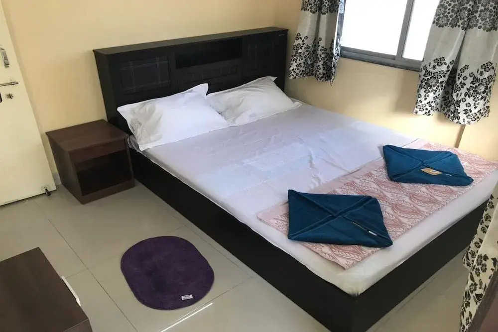 StayEden - Stylish Homestay Airport 2BHK
