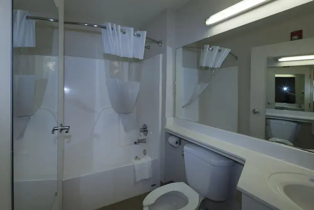 InTown Suites Extended Stay Newport News VA - I-64