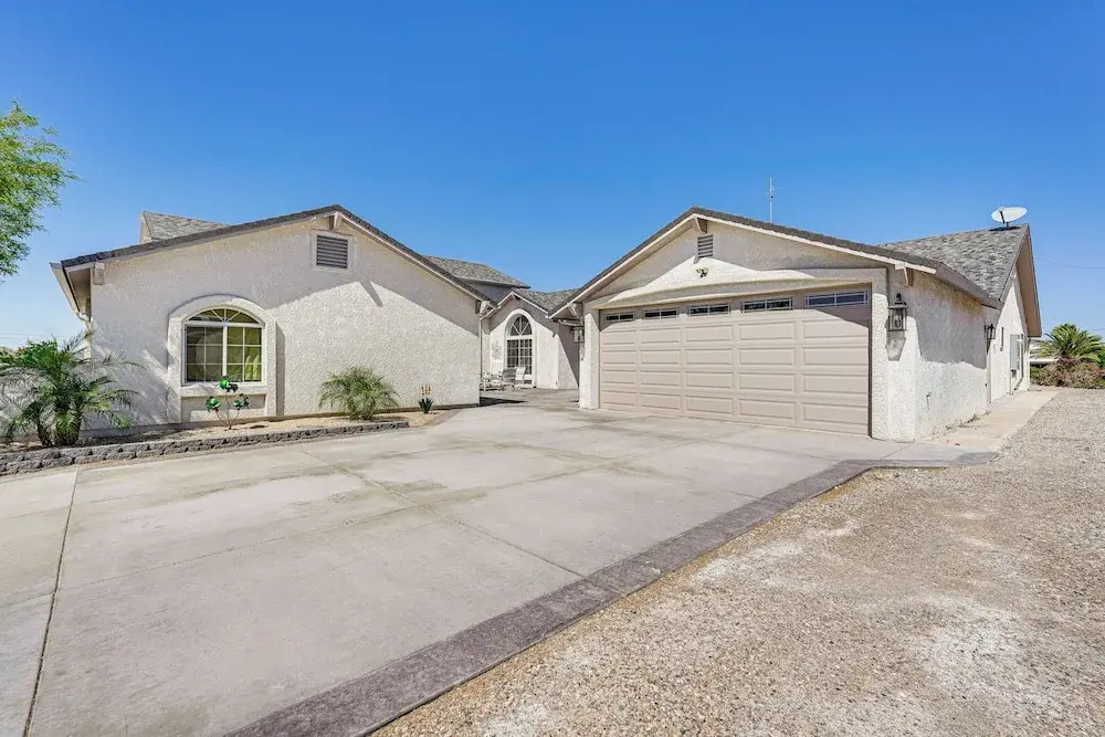 Saltwater Pool & Patios: Lake Havasu City Home!