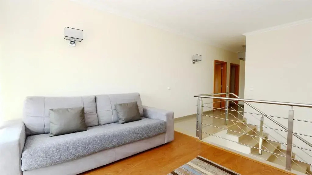 Villa da Vinha CD233, quiet area, sleeps 10 - Clever Details