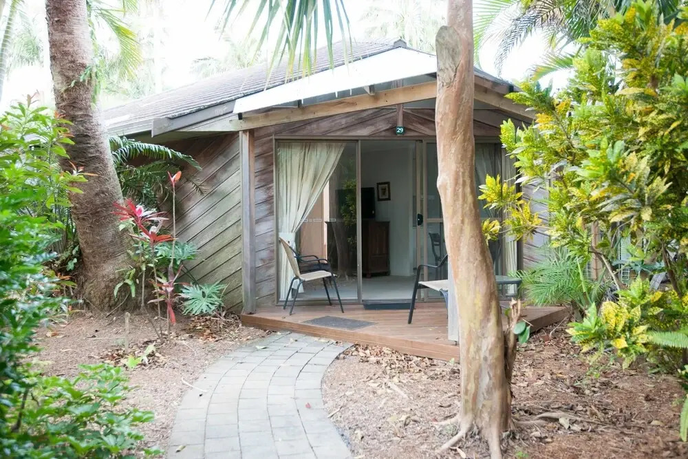 Aanuka29 - 1 Bedroom Spa Bure