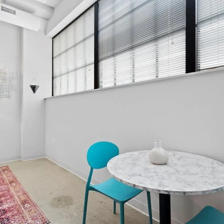 Cozysuites Stunning 1BR Downtown Pittsburgh