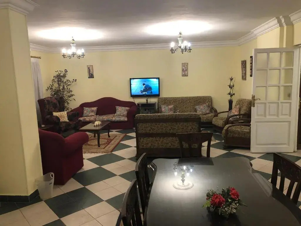 Three bedrooms apartment Degla Maadi