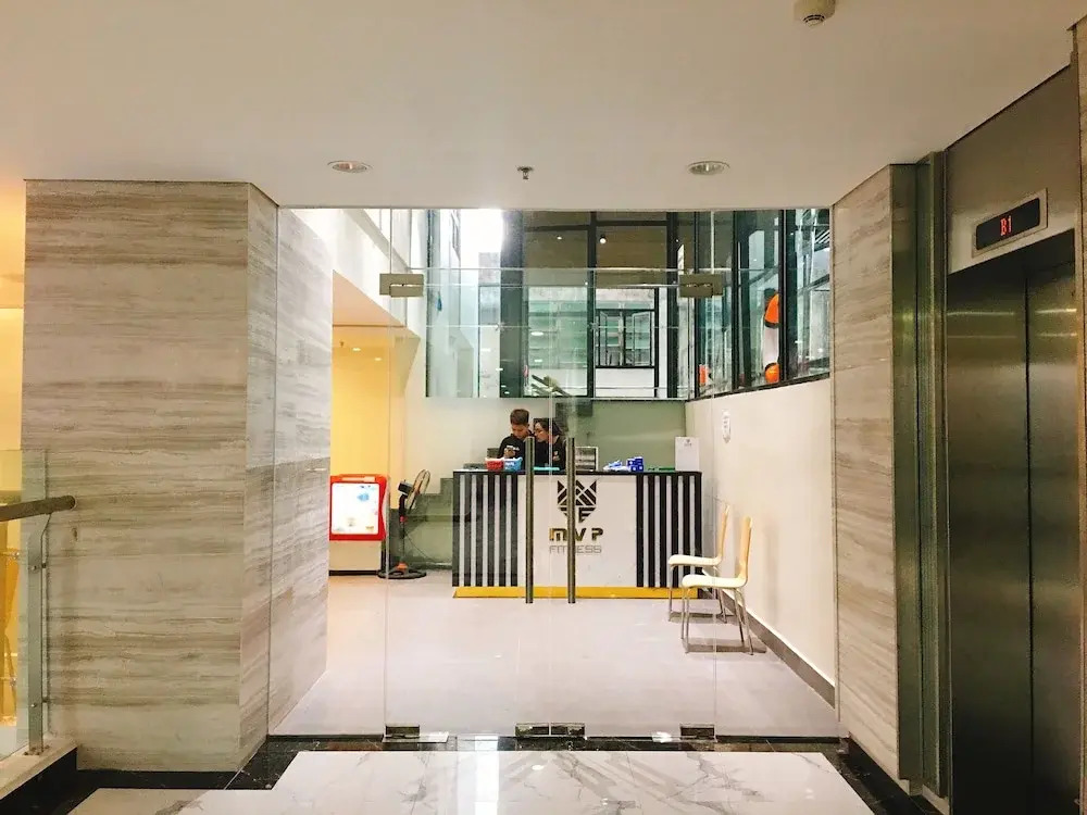 Hi-Home Suites - City view in HongKong Tower