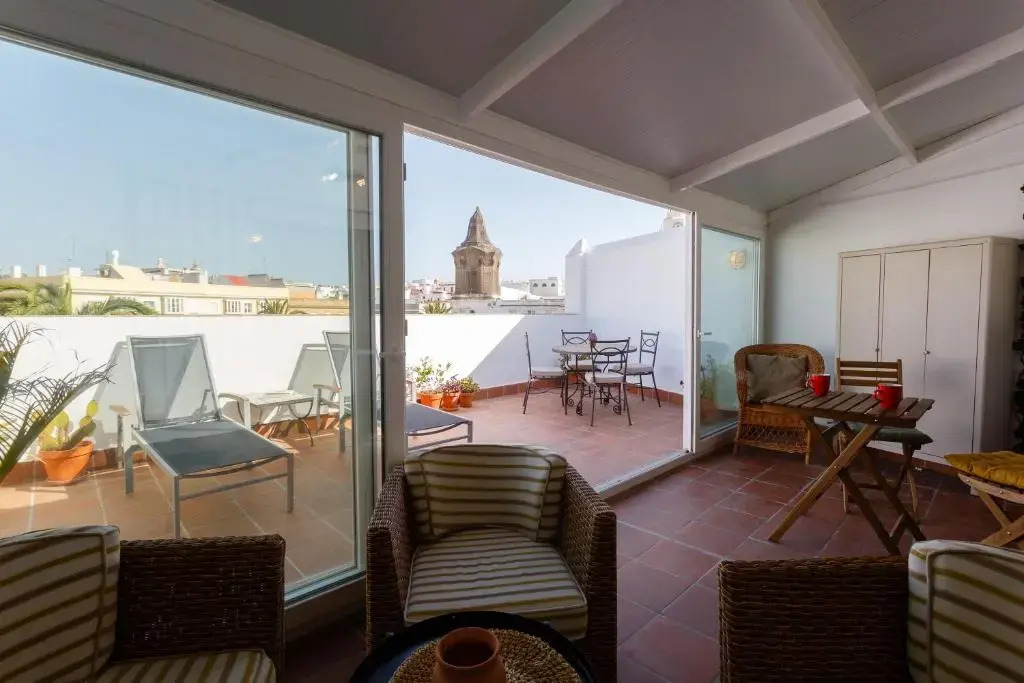 Atico-Solarium CITY Hall by Cadiz4Rentals
