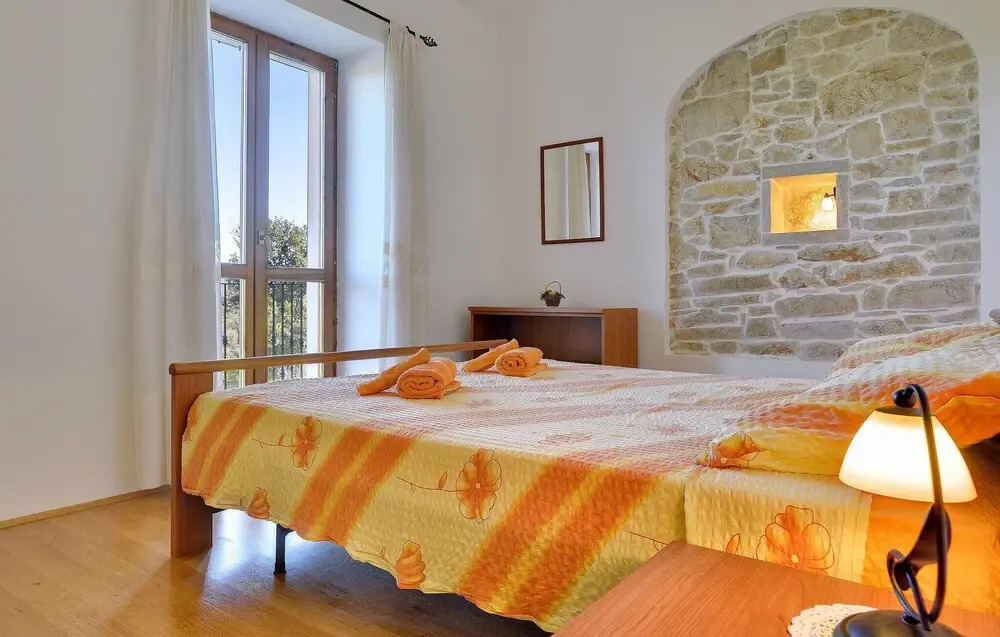 Stunning Apartment in Rakalj With 1 Bedrooms and Wifi