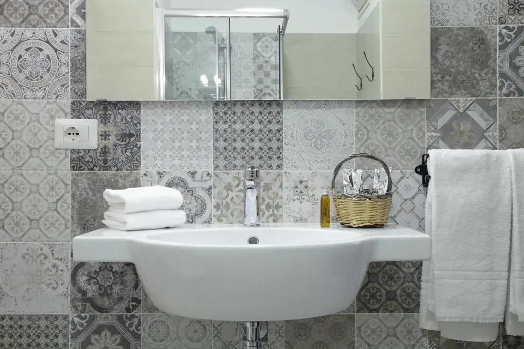 Laurus Sicilian Holiday