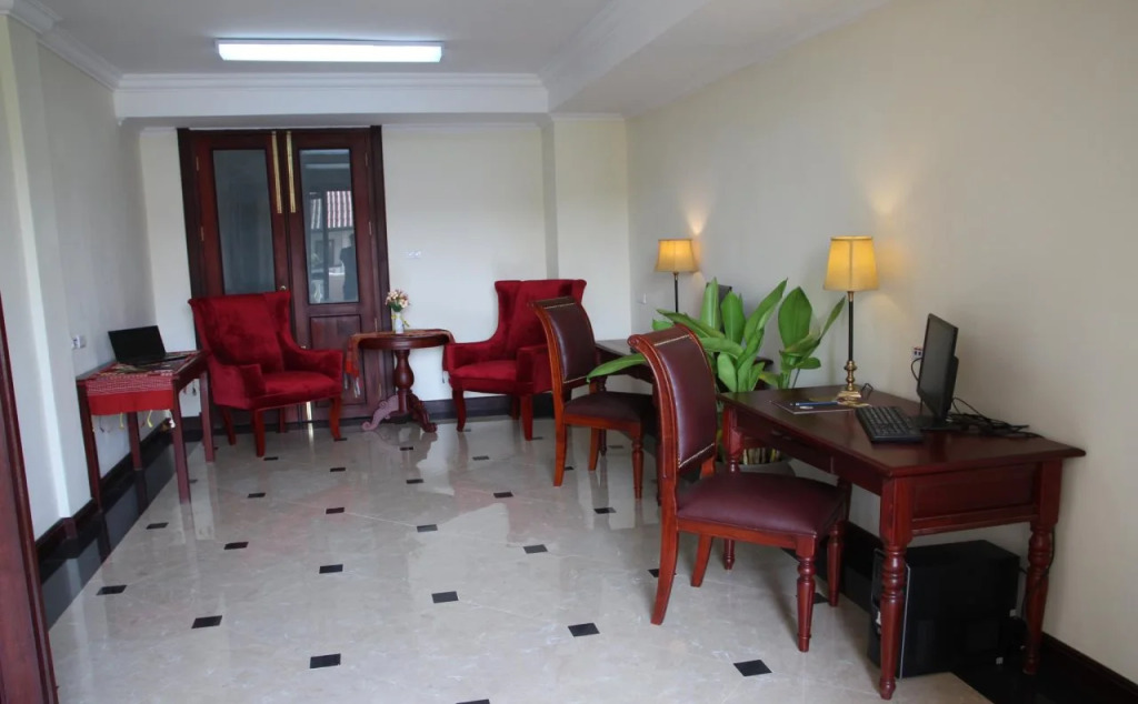 Phasouk Vien Chantra Hotel