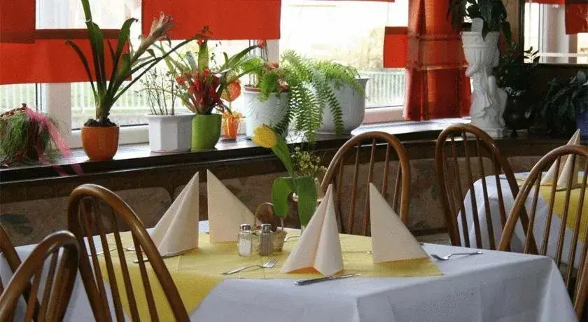 Hotel Burgenring