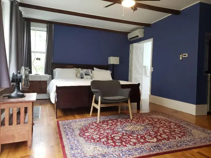 Snug Cottage