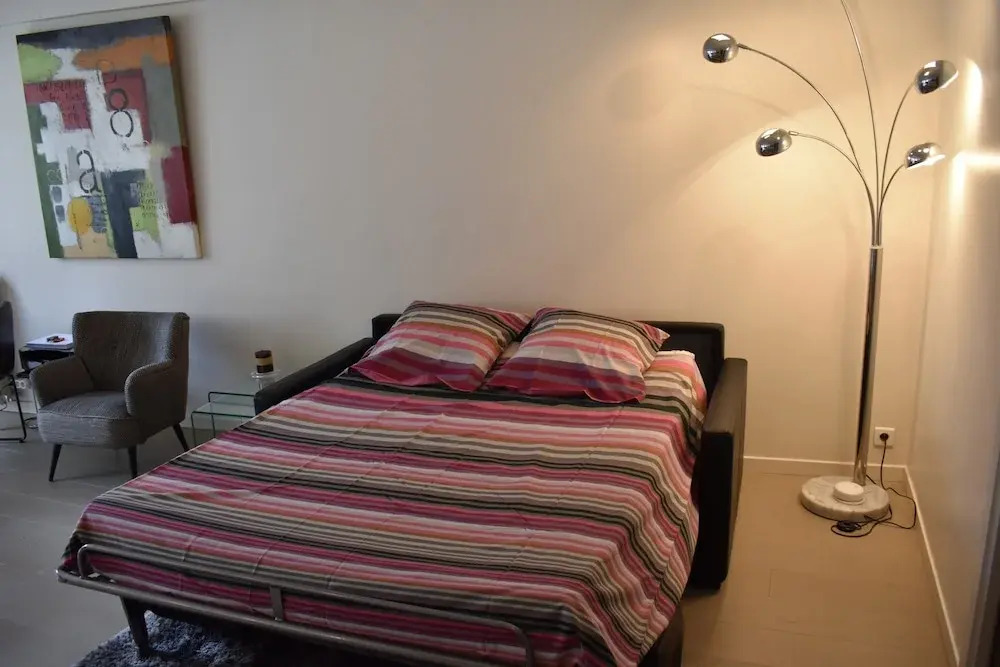 Studio Apartment Near Trocadéro & Champs Elysées
