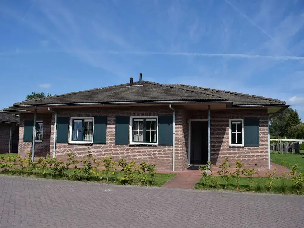 Detached Bungalow with Decorative Fireplace near Veluwe