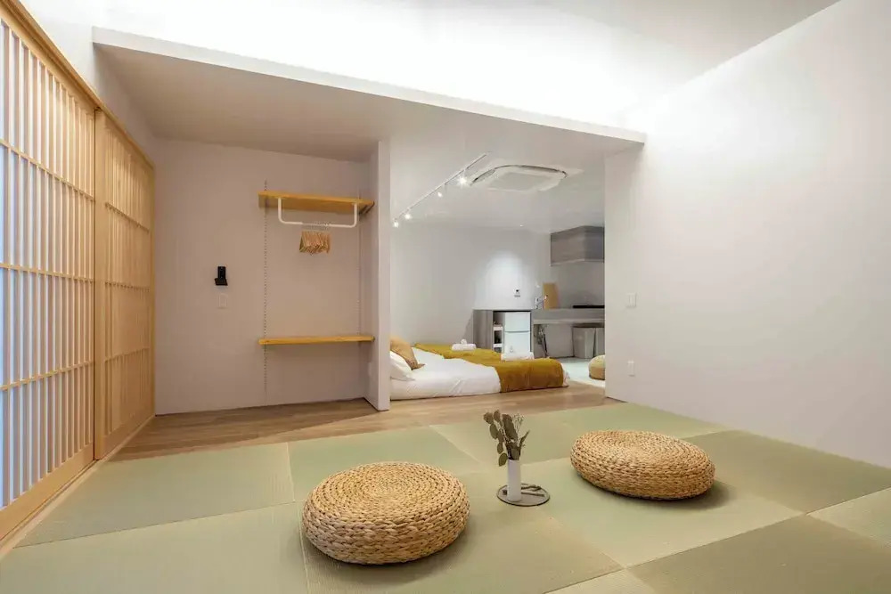 KUTSUROGI SAUNA and STAY