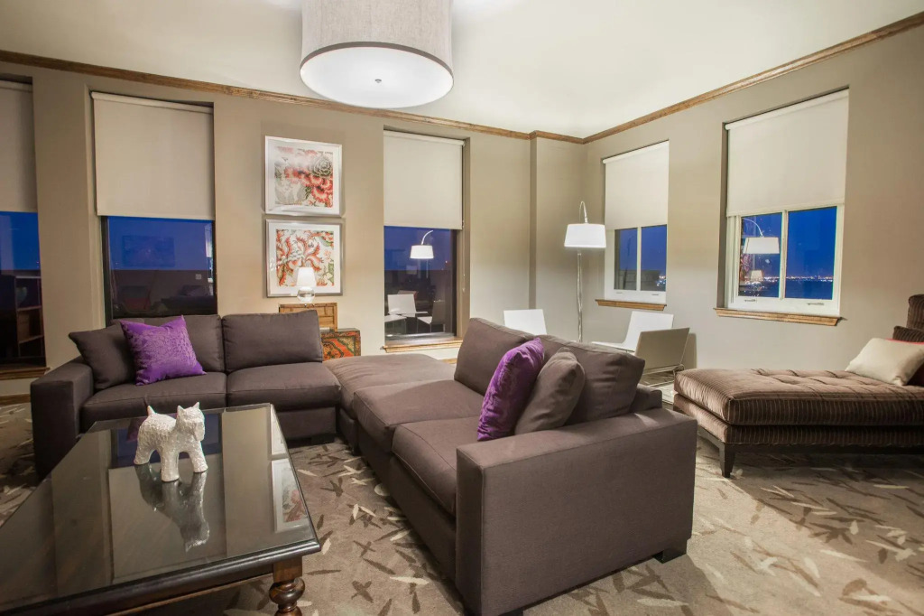 Magnolia Hotel Houston, a Tribute Portfolio Hotel