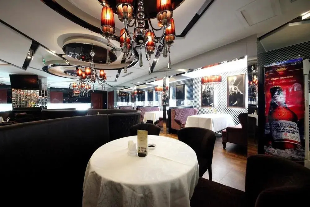 Chonpines Hotel (Shijiazhuang TV Wanda store)