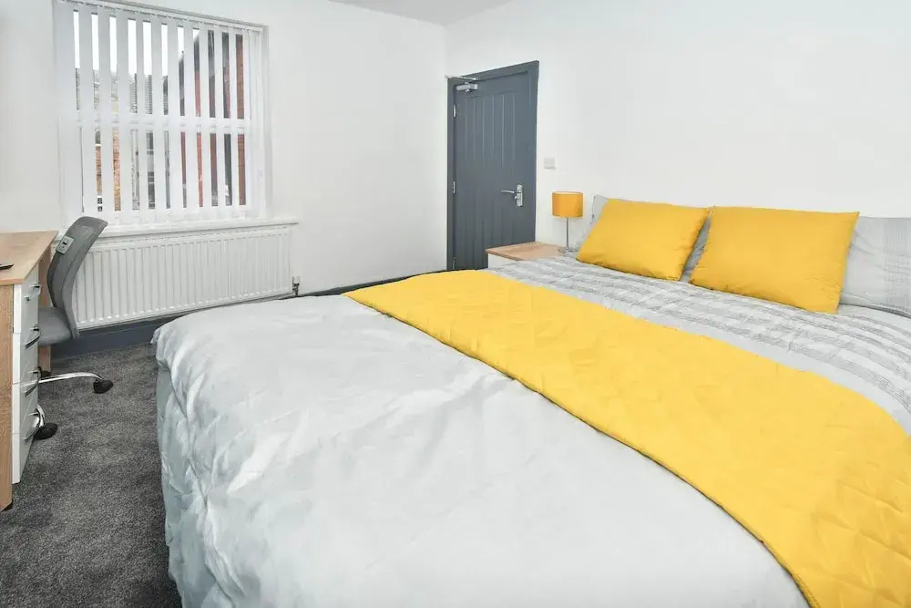 Townhouse @ Eastwood Place Stoke