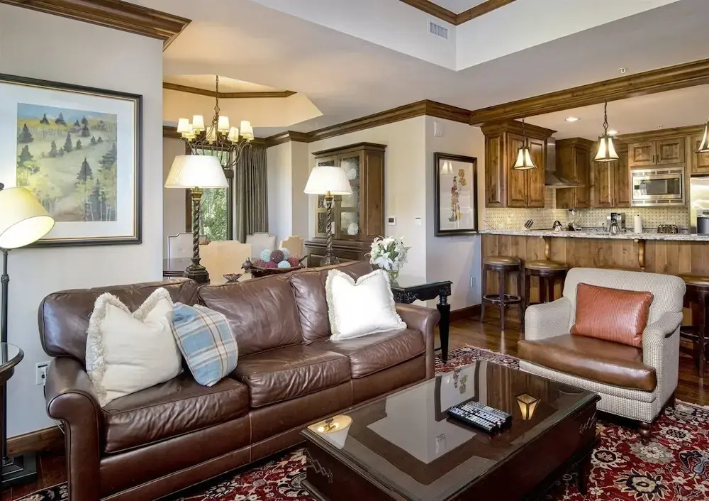 Luxury 2 Bedroom Residence in Lionshead Village