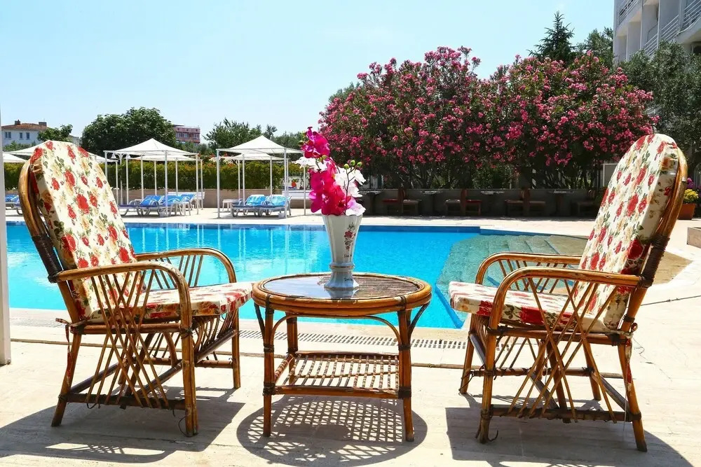 Alevok Hotel