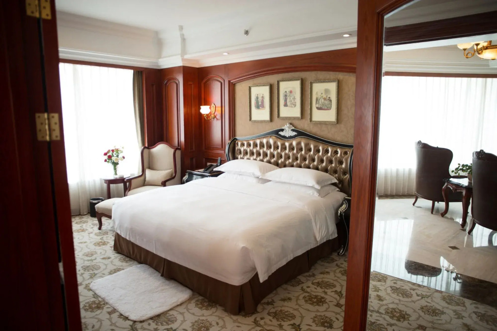 Enrichee Gloria Plaza Hotel Qingdao